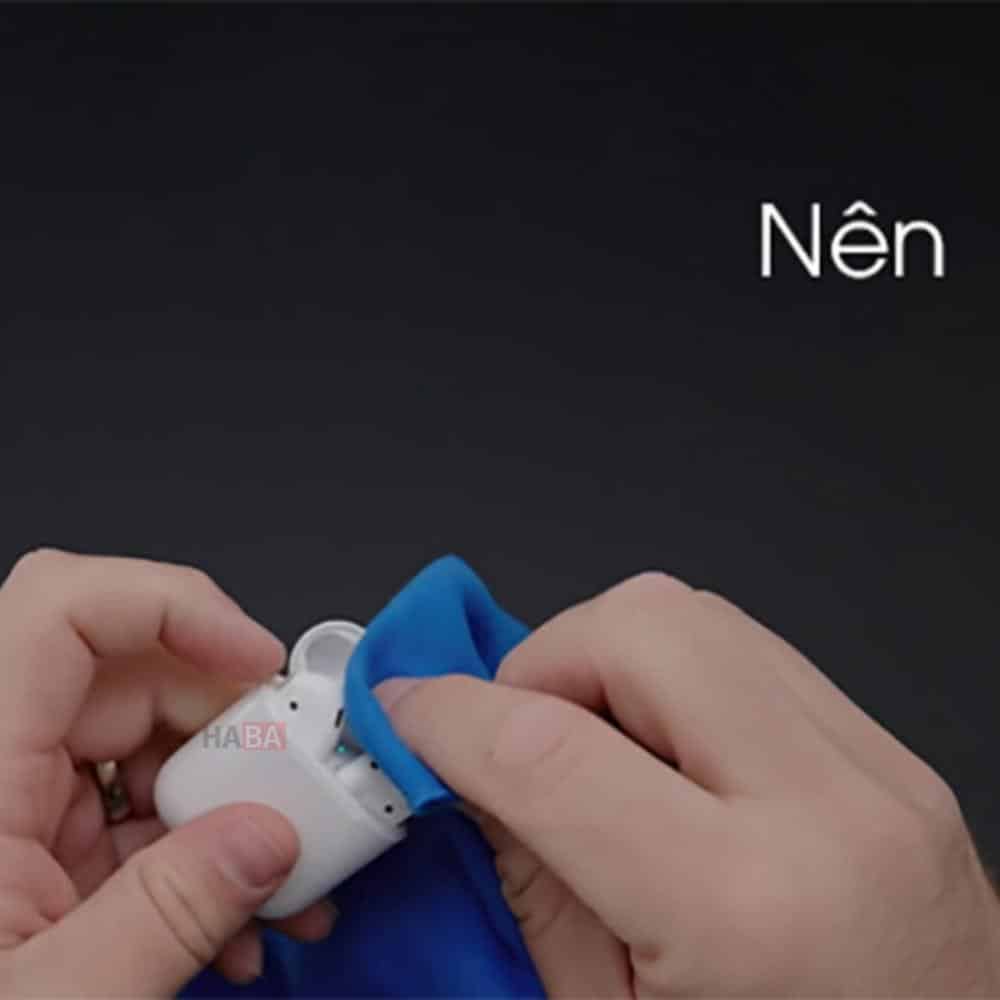 Nên vệ sinh tai nghe khi không sử dụng